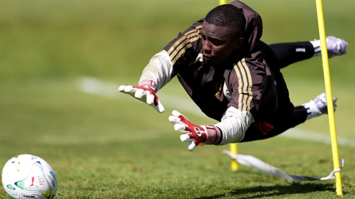Andrew relembra estreia contra o Benfica e projeta intertemporada