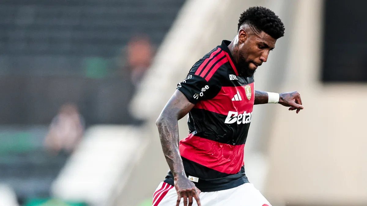Aston Villa oferece R$ 53 mi por Emerson Royal — Fla avalia venda