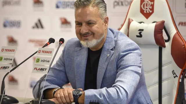 Boto explica por que Flamengo não fará grandes gastos na janela
