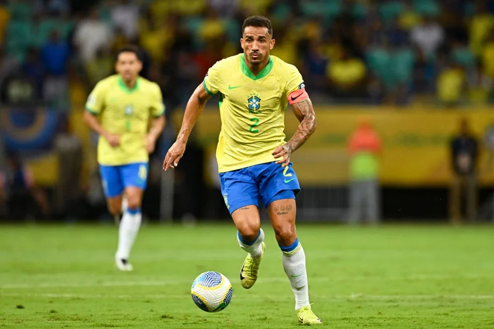 Danilo e Paquetá titulares: Ancelotti escala 2 do Flamengo contra Japão