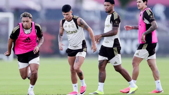 Flamengo embarca para Portugal com três amistosos agendados