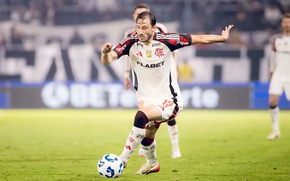 Flamengo não foi procurado por River sobre devolução de Viña