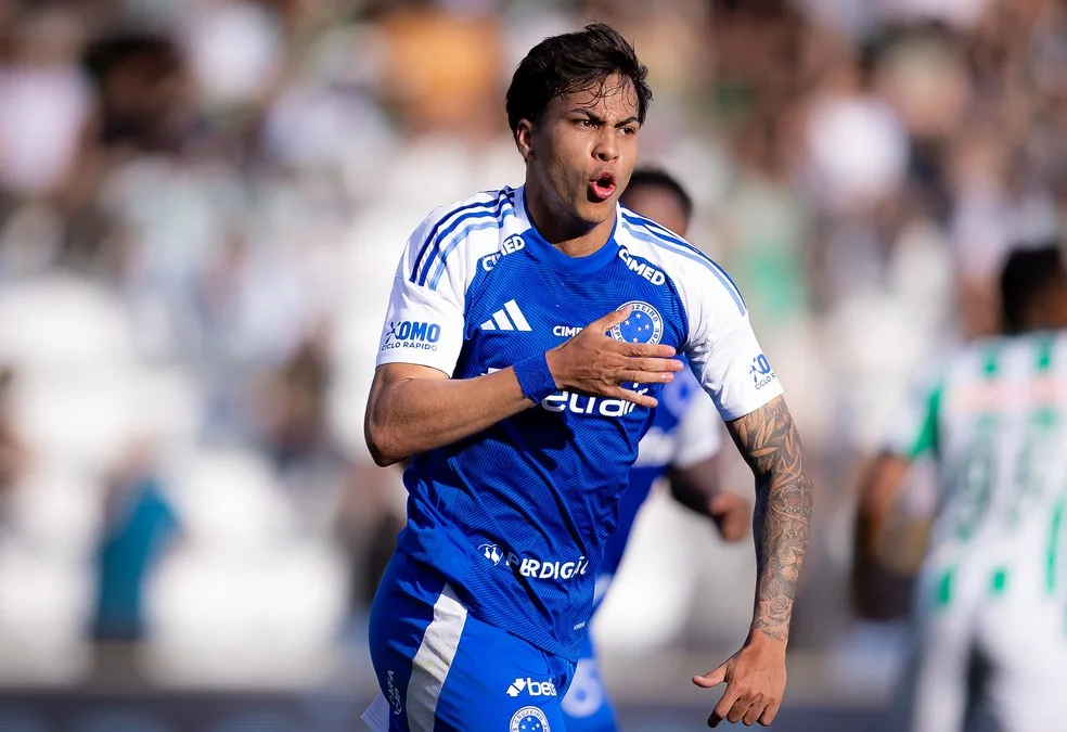 Flamengo nega nova investida por Caio Jorge e venda de Luiz Araújo
