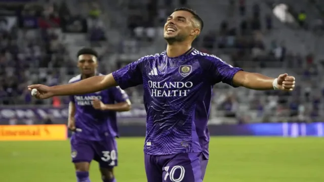 Flamengo nega proposta por Ojeda — Boto descarta meia do Orlando