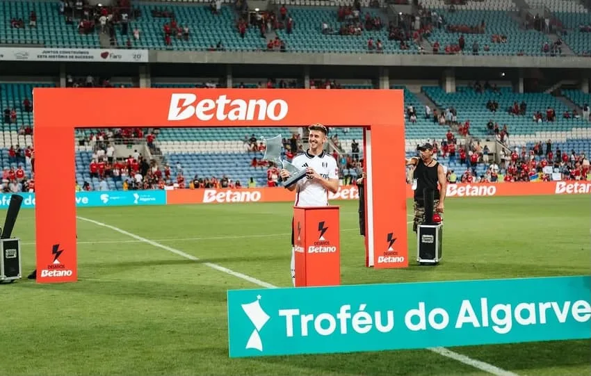 Flamengo pode faturar até R$ 26 milhões em torneio no Algarve