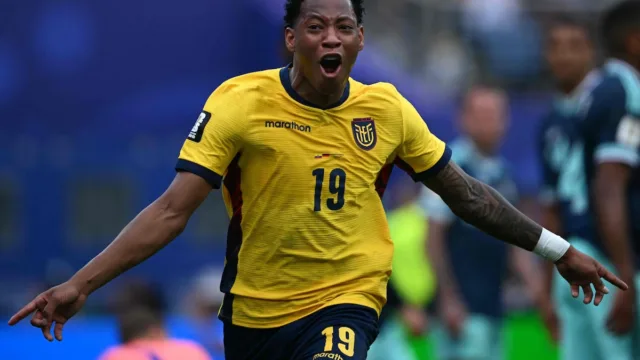 Gonzalo Plata marca gol heroico e classifica Equador na Copa