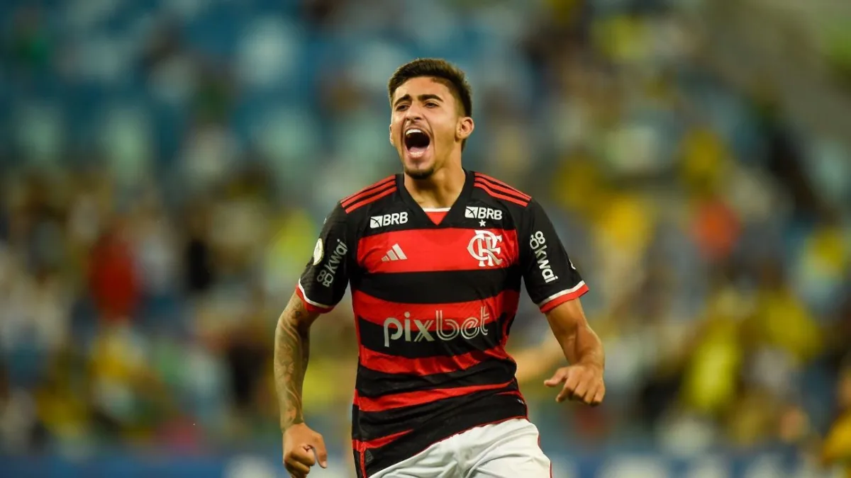Guilherme treina com grupo e viaja domingo para Portugal