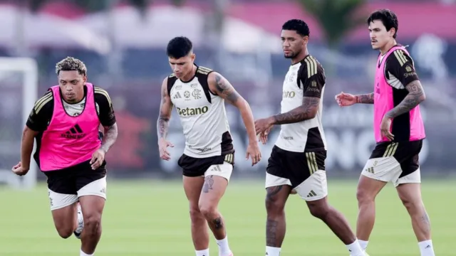 Lorran e Rayan Lucas devem deixar o Flamengo em 2025