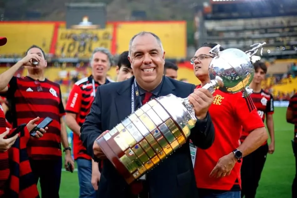 Marcos Braz se encontra com Leonardo Jardim em restaurante