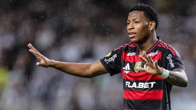 Plata envia áudio ao Paparazzo dizendo ter saudade do Flamengo