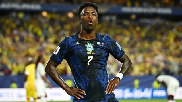 Rivaldo elege Vini Jr melhor jogador do Brasil após 4 gols na Copa