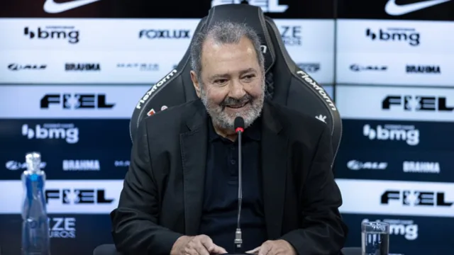 Vasco contrata ex-CEO do Flamengo e amigo pessoal de Bap