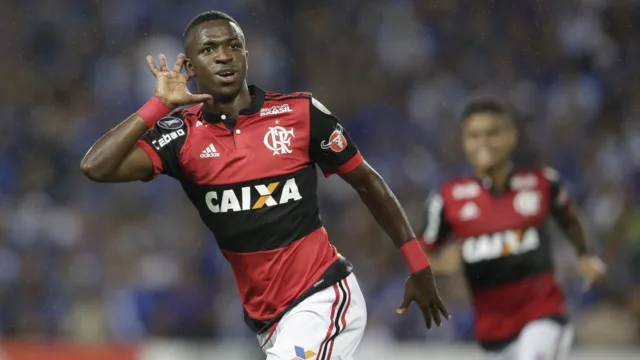 Vini Jr é maior revelação do Flamengo em 40 anos, diz S1 Live