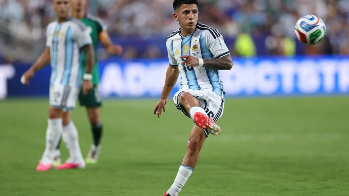 Almada pode mudar de opinião após Copa do Mundo, diz S1 Live