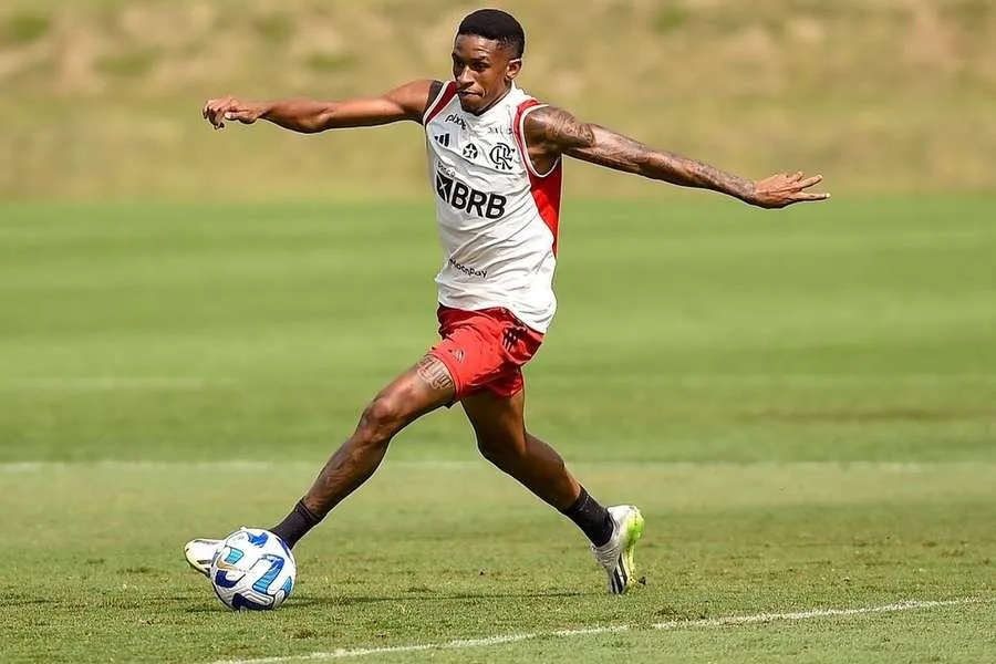 André Luiz vira 3ª maior compra da MLS e Flamengo recebe fatia