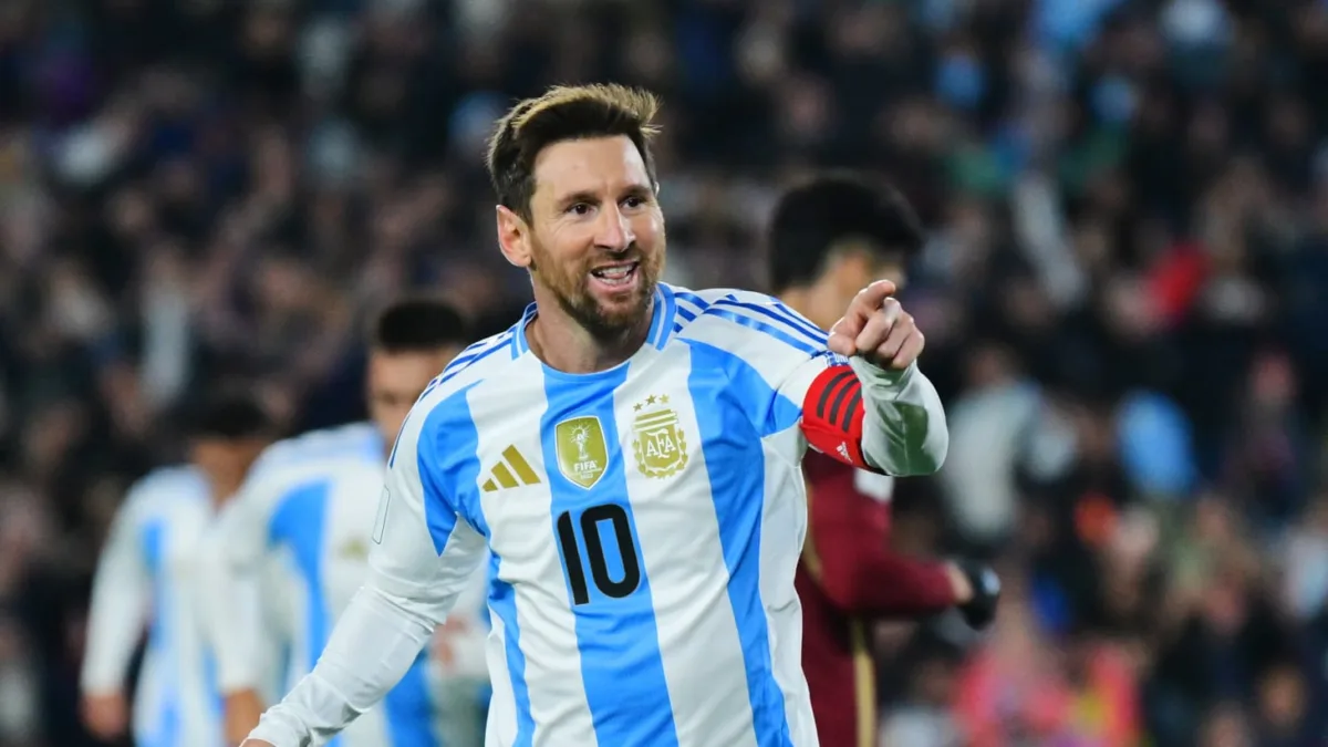 Argentina vence Cabo Verde por 3 a 2 com gol de Messi na Copa