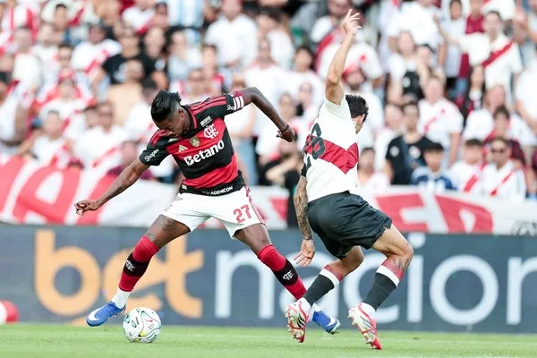 Bruno Henrique fala sobre responsabilidade antes de Benfica