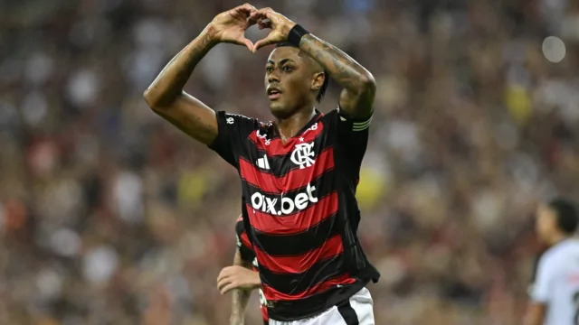 Bruno Henrique provoca River Plate após gol em amistoso