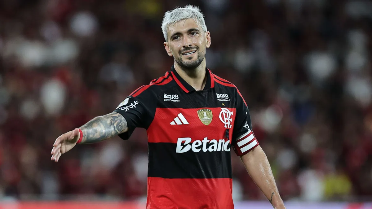 Canobbio volta rápido, mas Arrascaeta demora mais no Flamengo