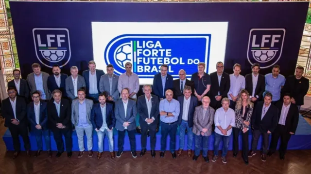 Clubes da Liga Forte União em crise após vender direitos por 50 anos