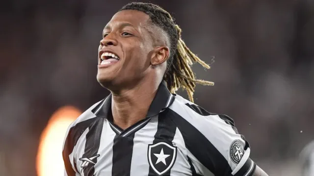 Danilo não deve mais jogar pelo Botafogo; Palmeiras leva vantagem