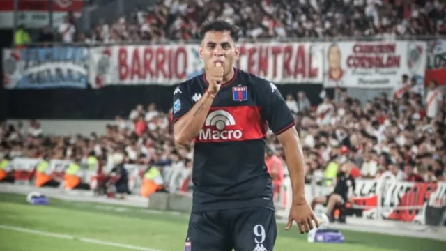 Flamengo avalia David Romero, mas falta consenso na diretoria