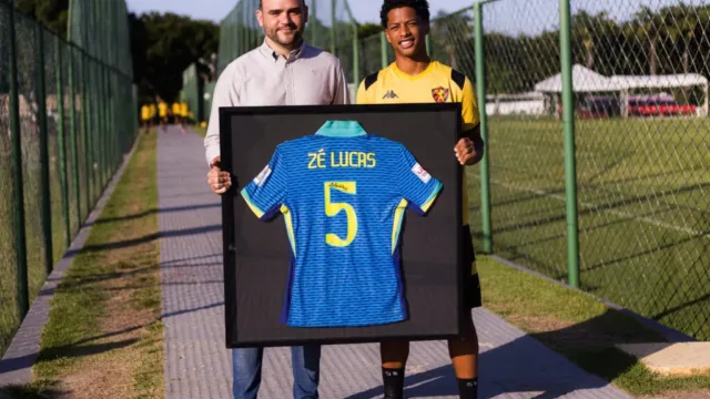 Flamengo avança por Zé Lucas, mas negócio ainda não está fechado
