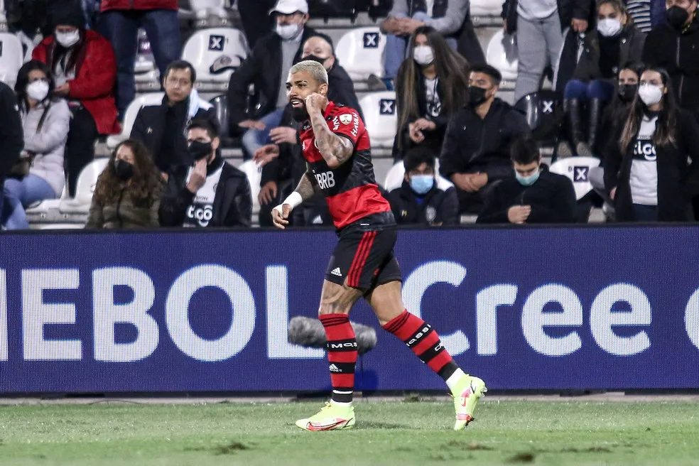 Flamengo é criticado por omissão sobre racismo na Conmebol