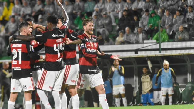 Flamengo invicto em gramado sintético em 2026 — melhor marca desde 2016