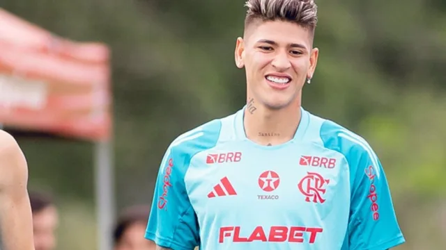 Flamengo não vende Carrascal por menos que pagou