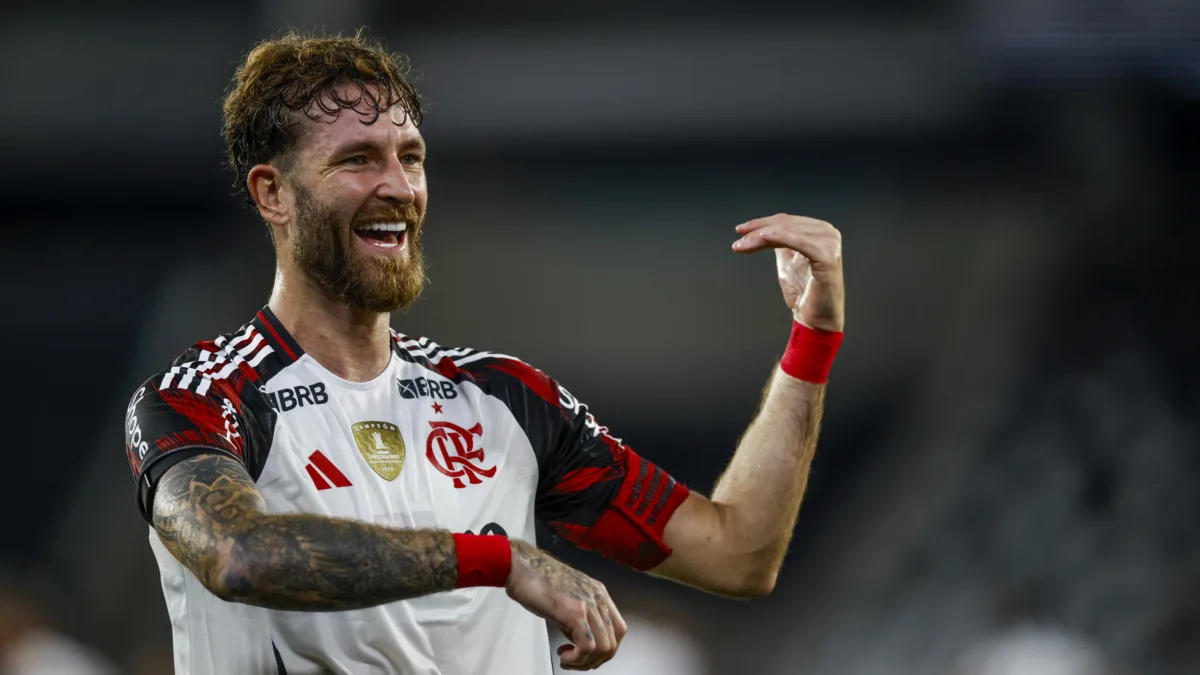 Flamengo negocia renovação de Léo Pereira até 2029
