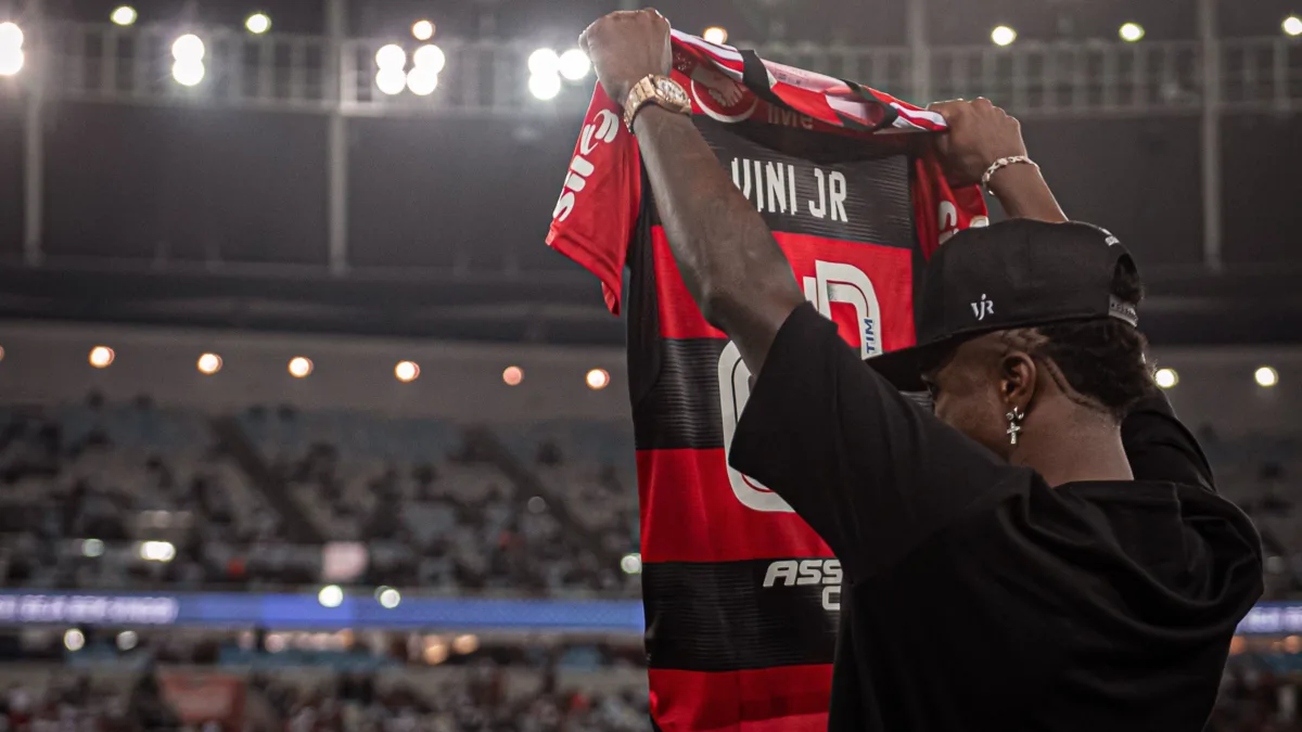 Flamengo pode receber R$ 15 milhões com venda de Vini Jr