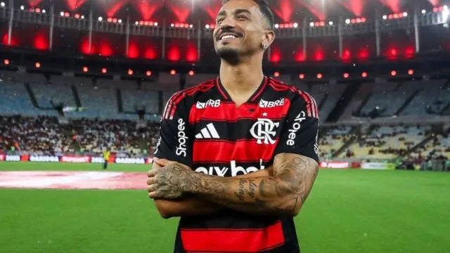 Flamengo propõe renovação de Danilo até dezembro de 2027