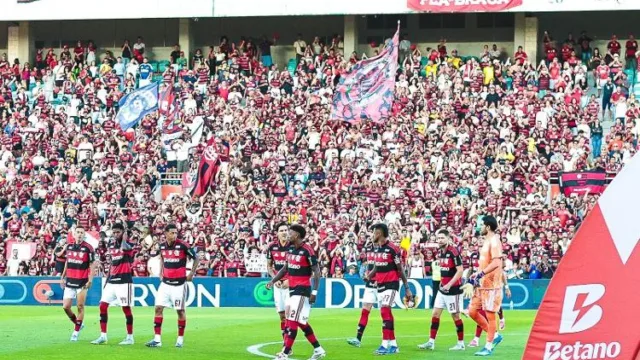 Flamengo vence Benfica em Portugal com 90% de torcida rubro-negra
