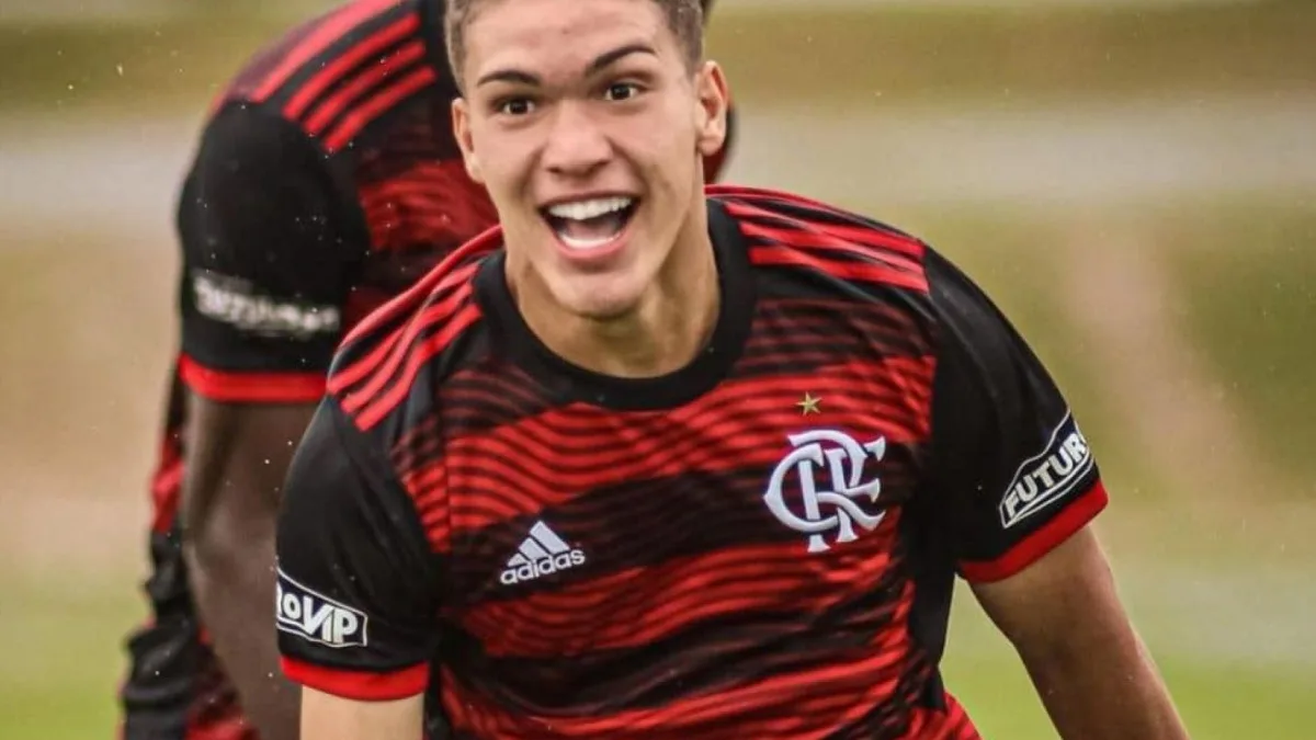Jardim aprova Daniel Tian e Joshua da base do Flamengo