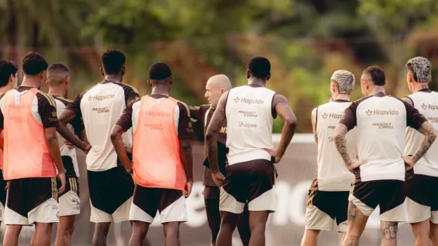 Jardim lamenta ausência de 10 jogadores durante Data FIFA