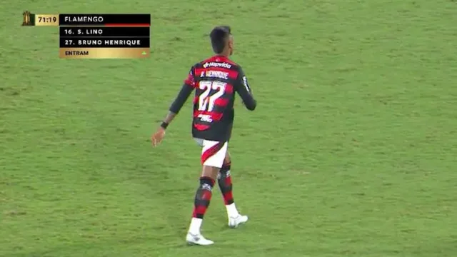 Lateral esquerda do Flamengo é ponto fraco, diz comentarista