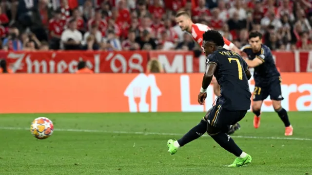 Mauro Cezar critica Vinícius Jr por não saber bater pênaltis