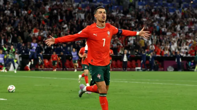 Portugal de CR7 e Espanha de Yamal jogam hoje pelas oitavas da Copa