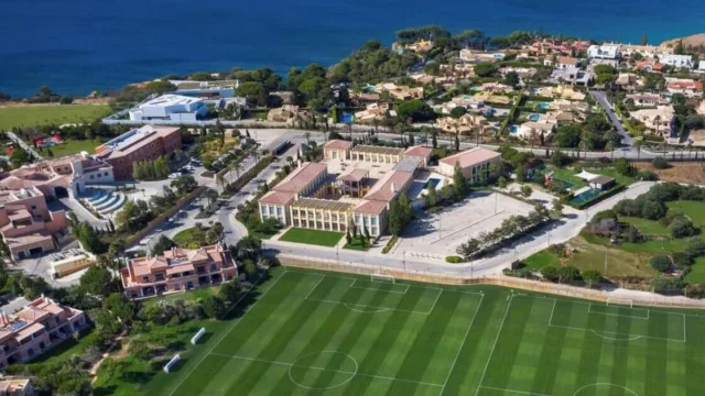 Prefeito de Lagos recebe Flamengo em pré-temporada